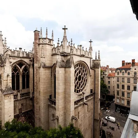 Allinlyon | Duplex Vue St-nizier شقة ليون